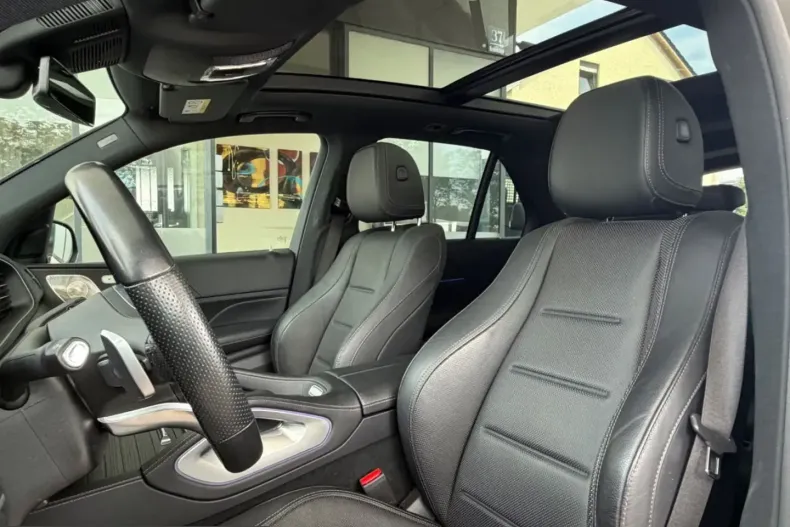 Mercedes-Benz GLE 400 (Clasa GLE) din 2023 cu 87.350 km - oferta MER252725 - foto 12