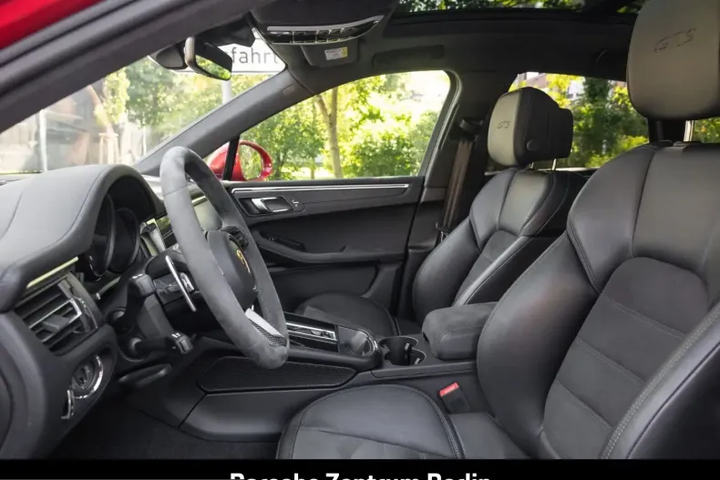 Porsche Macan din 2024 cu 18.842 km - oferta POR252734 - foto 5