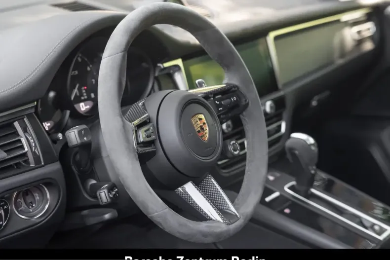 Porsche Macan din 2024 cu 18.842 km - oferta POR252734 - foto 21