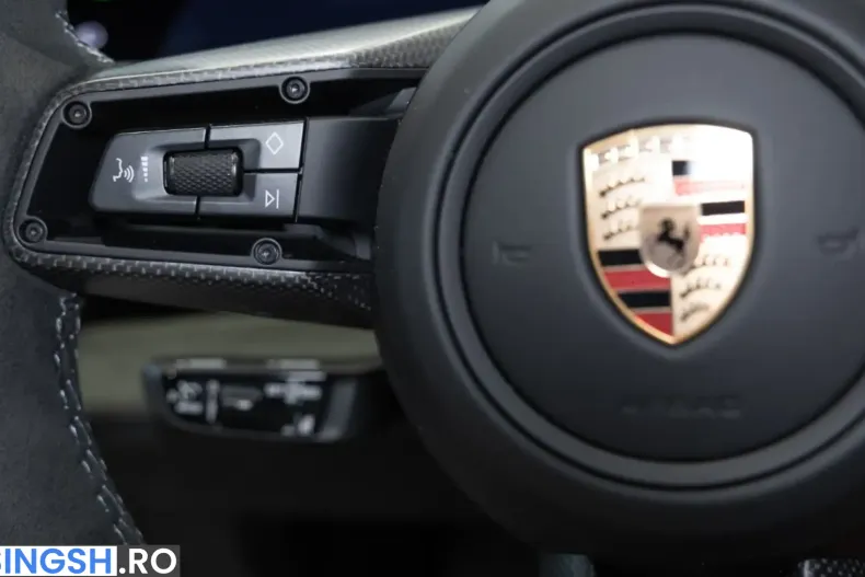 Porsche Taycan din 2026 cu 6.900 km - oferta POR252747 - foto 10