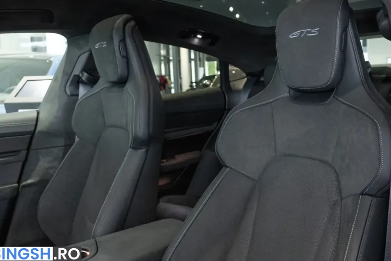 Porsche Taycan din 2026 cu 6.900 km - oferta POR252747 - foto 12