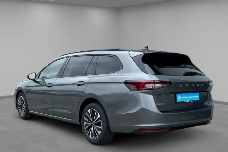Skoda Superb din 2025 cu 12.186 km - oferta SKO252759 - foto 2