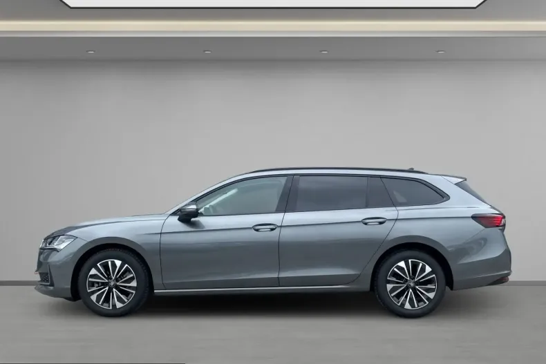 Skoda Superb din 2025 cu 12.186 km - oferta SKO252759 - foto 3