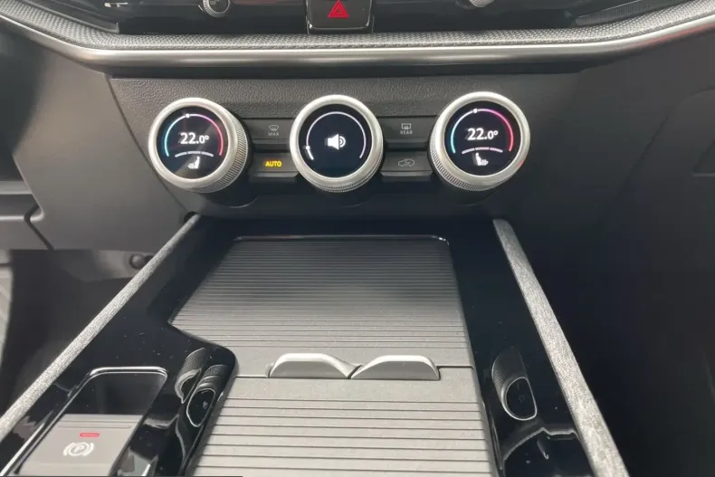 Skoda Superb din 2025 cu 12.186 km - oferta SKO252759 - foto 14