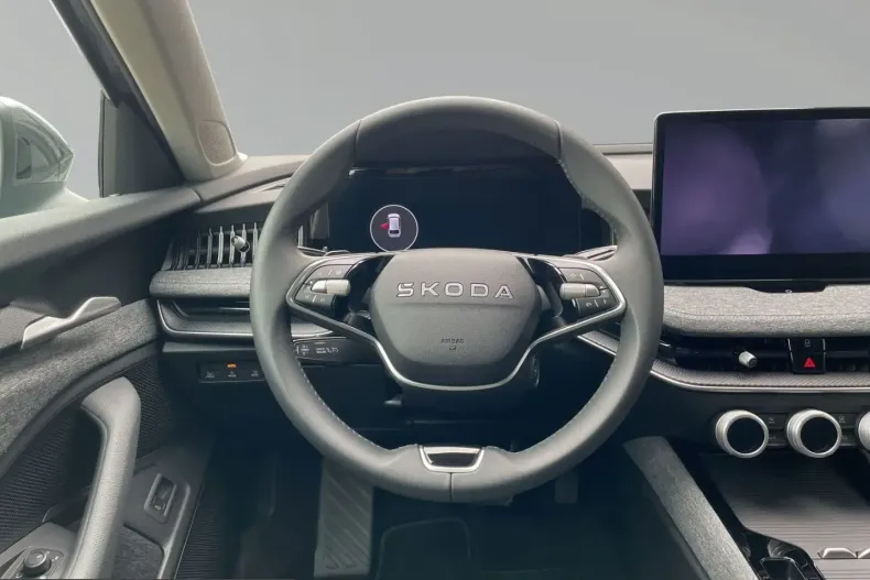 Skoda Superb din 2025 cu 12.186 km - oferta SKO252759 - foto 18