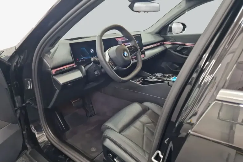 BMW 520 (Seria 5) din 2025 cu 40.714 km - oferta BMW252760 - foto 2