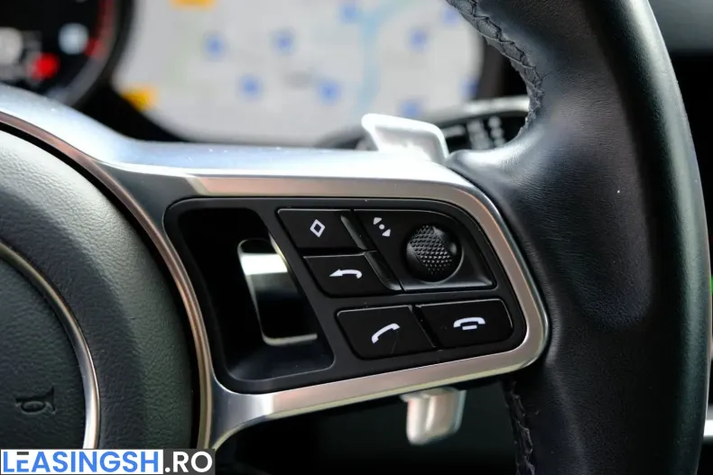 Porsche Cayenne din 2022 cu 82.098 km - oferta POR252763 - foto 33
