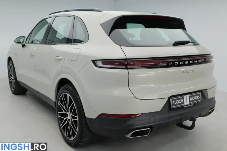 Porsche Cayenne din 2024 cu 77.652 km - oferta POR252765 - foto 4