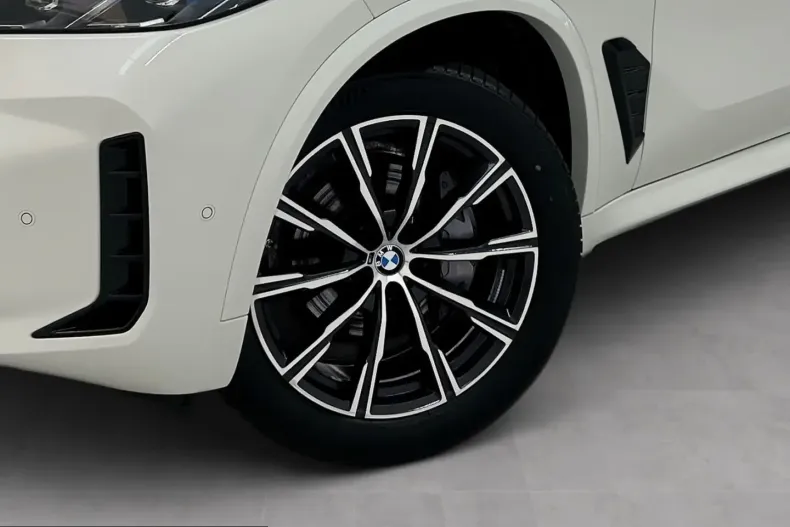 BMW X5 (Seria X) din 2025 cu 14.798 km - oferta BMW252766 - foto 6