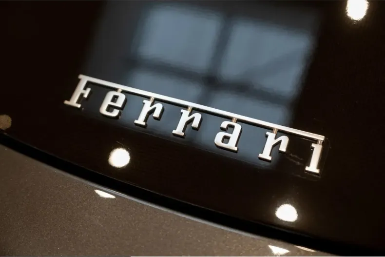 Ferrari Roma din 2021 cu 18.525 km - oferta FER252772 - foto 17
