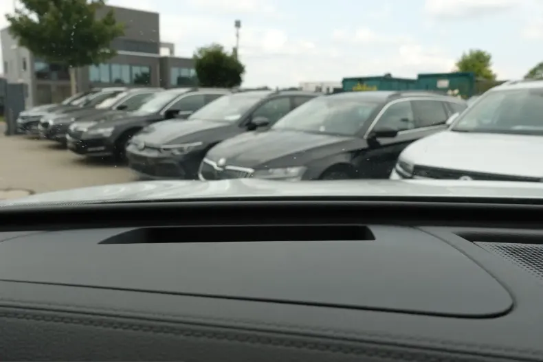 Volkswagen Tiguan din 2025 cu 27.000 km - oferta VOL252777 - foto 12