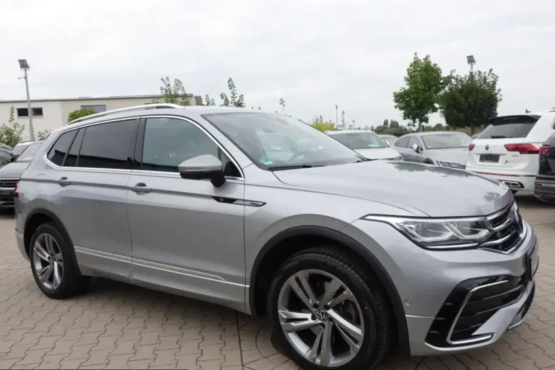 Volkswagen Tiguan Allspace din 2022 cu 69.800 km - oferta VOL252780 - foto 3