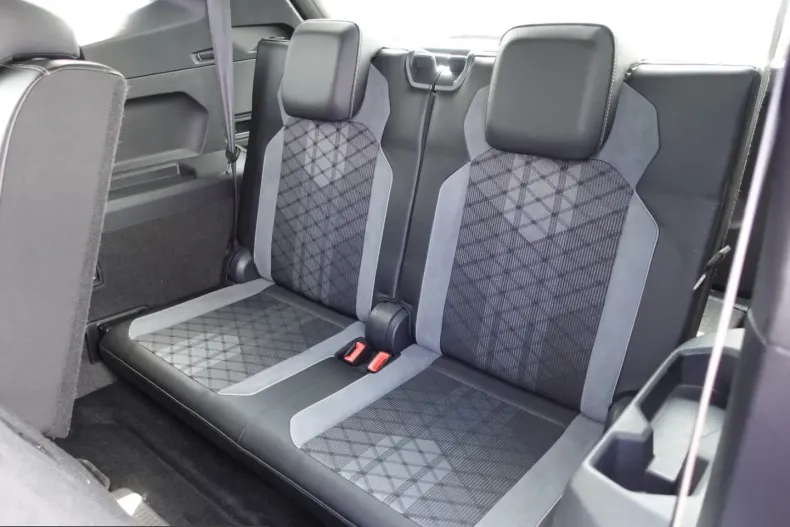 Volkswagen Tiguan Allspace din 2022 cu 69.800 km - oferta VOL252780 - foto 22