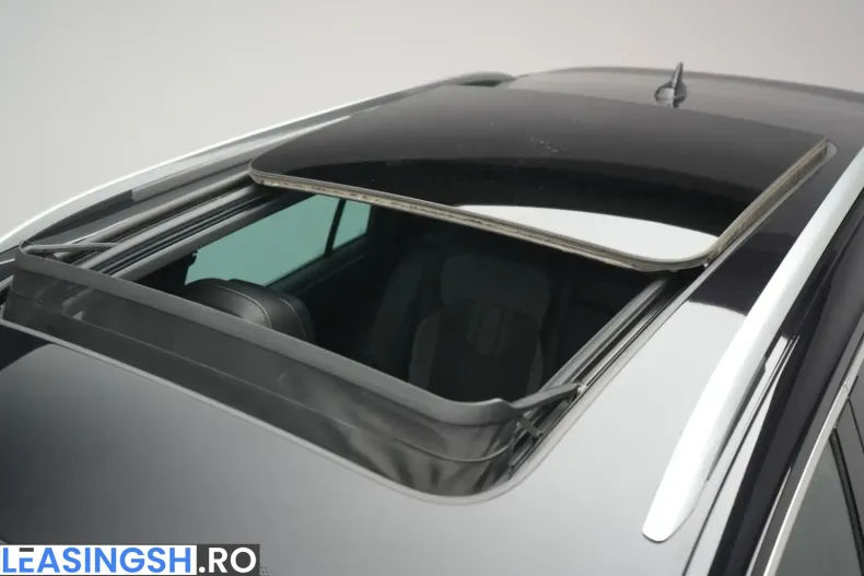 Volkswagen Tiguan din 2022 cu 86.000 km - oferta VOL252792 - foto 41