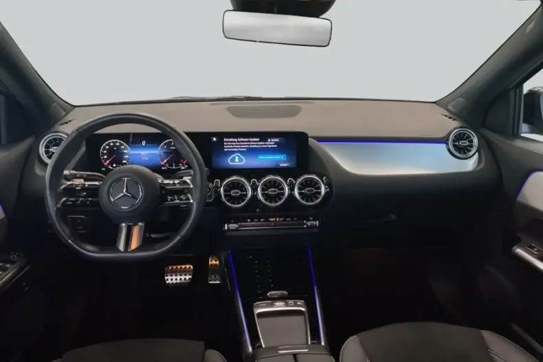 Mercedes-Benz GLA 200 (Clasa GLA) din 2025 cu 27.361 km - oferta MER252803 - foto 13