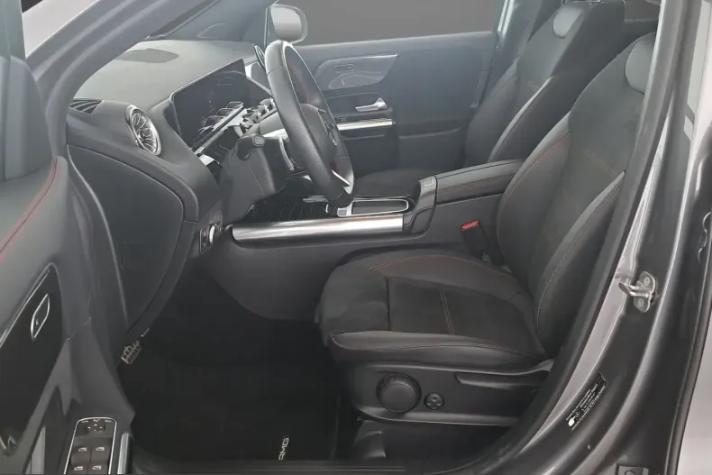 Mercedes-Benz GLA 250 (Clasa GLA) din 2025 cu 19.835 km - oferta MER252805 - foto 7