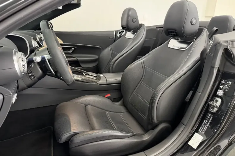 Mercedes-Benz SL 63 AMG (Clasa SL) din 2023 cu 14.890 km - oferta MER252808 - foto 9