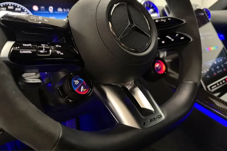 Mercedes-Benz SL 63 AMG (Clasa SL) din 2023 cu 14.890 km - oferta MER252808 - foto 15