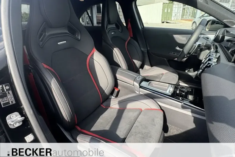 Mercedes-Benz A 35 AMG (Clasa A) din 2025 cu 3.101 km - oferta MER252812 - foto 6