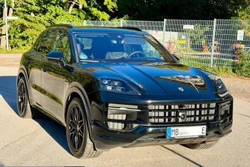 Porsche Cayenne din 2025 - oferta POR252815