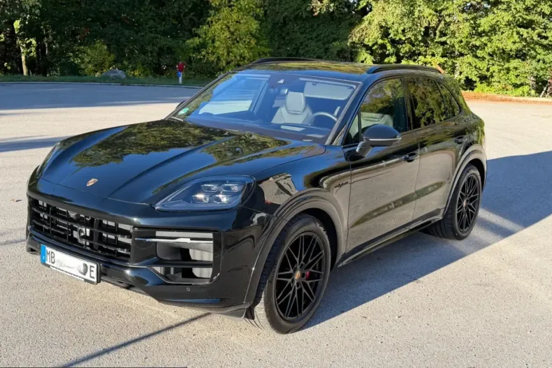 Porsche Cayenne din 2025 cu 28.900 km - oferta POR252815 - foto 2