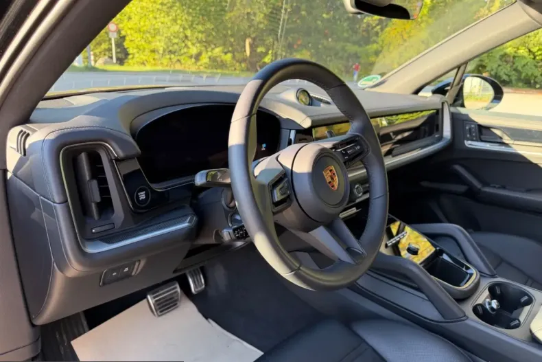Porsche Cayenne din 2025 cu 28.900 km - oferta POR252815 - foto 22