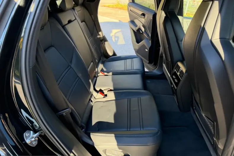 Porsche Cayenne din 2025 cu 28.900 km - oferta POR252815 - foto 29