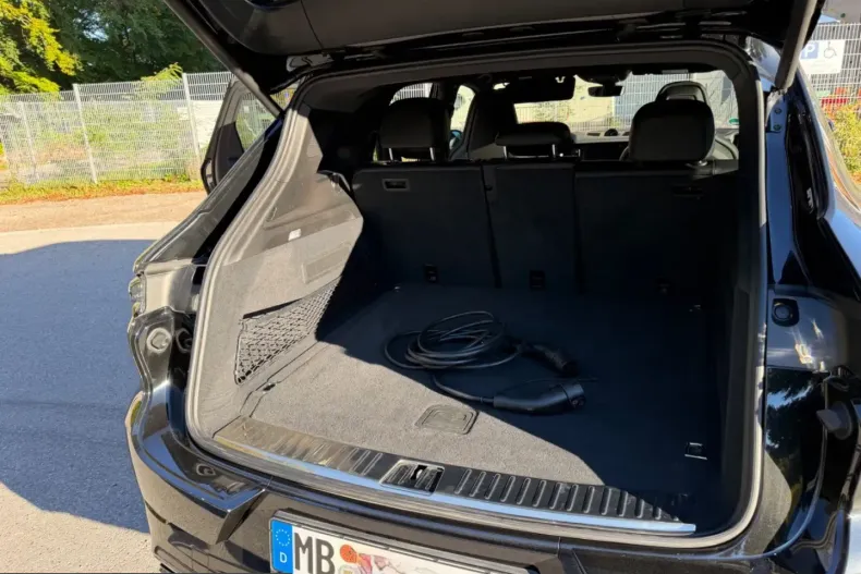 Porsche Cayenne din 2025 cu 28.900 km - oferta POR252815 - foto 30