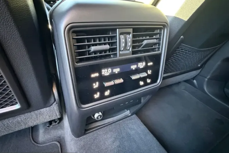 Porsche Cayenne din 2025 cu 28.900 km - oferta POR252815 - foto 50