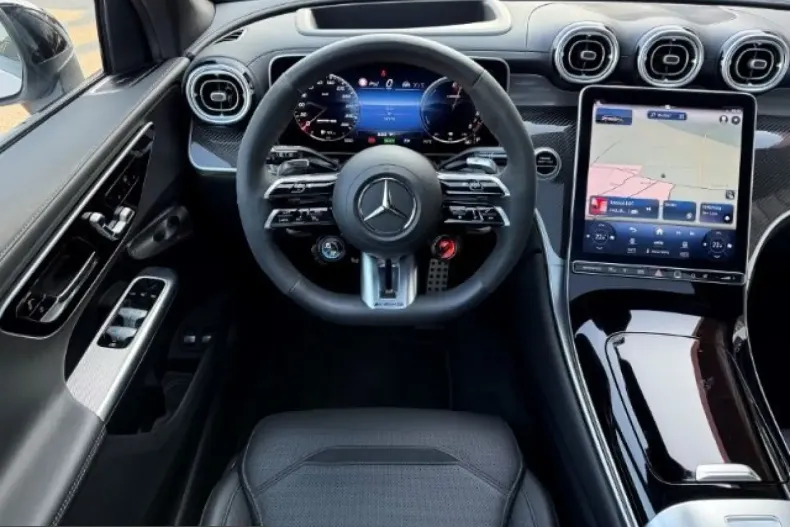 Mercedes-Benz GLC 63 AMG (Clasa GLC) din 2024 cu 13.200 km - oferta MER252822 - foto 4