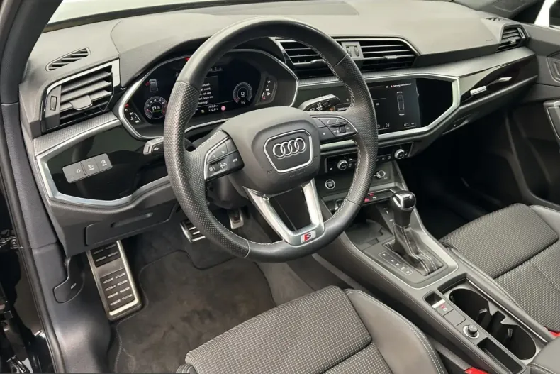 Audi Q3 din 2023 cu 20.113 km - oferta AUD252826 - foto 6