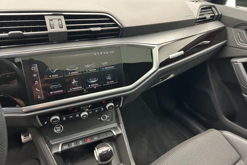 Audi Q3 din 2023 cu 20.113 km - oferta AUD252826 - foto 7