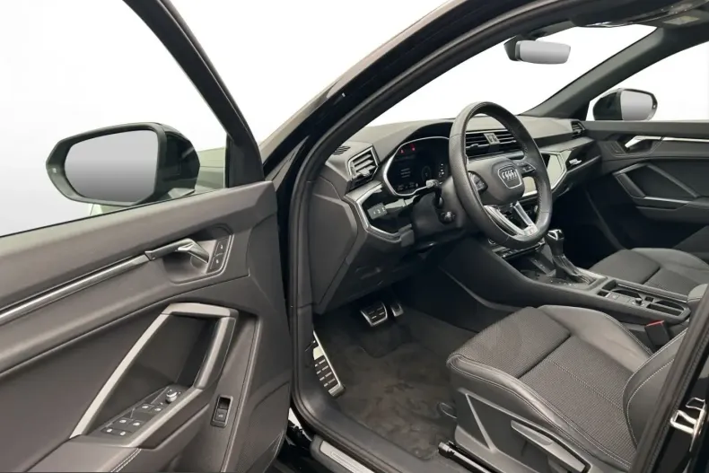 Audi Q3 din 2023 cu 20.113 km - oferta AUD252826 - foto 14