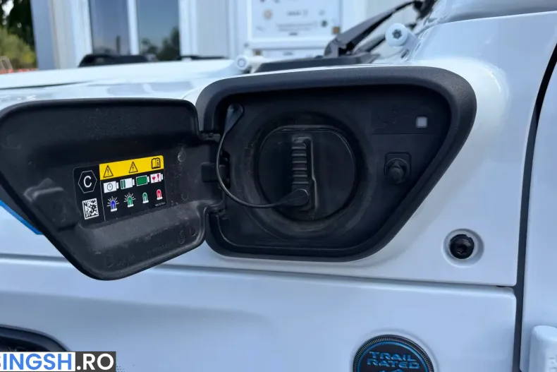 Jeep Wrangler din 2022 cu 83.543 km - oferta JEE252830 - foto 11