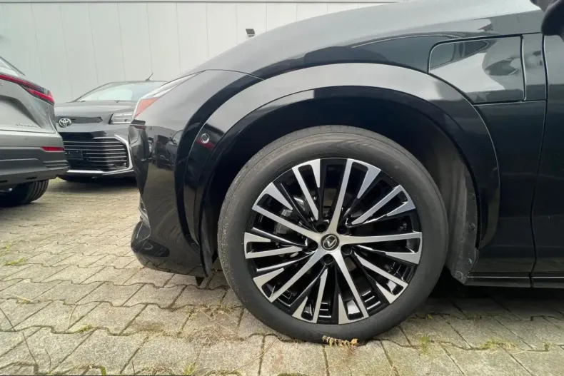 Lexus RZ din 2023 cu 33.800 km - oferta LEX252843 - foto 17