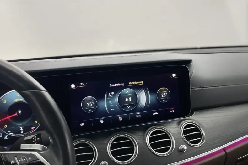 Mercedes-Benz E 400 (Clasa E) din 2021 cu 69.987 km - oferta MER252848 - foto 20