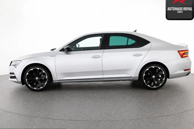 Skoda Superb din 2023 cu 48.460 km - oferta SKO252853 - foto 2