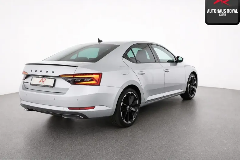 Skoda Superb din 2023 cu 48.460 km - oferta SKO252853 - foto 5