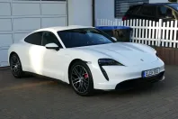 Porsche Taycan din 2021 cu 53.200 km - oferta POR252854 - foto 3
