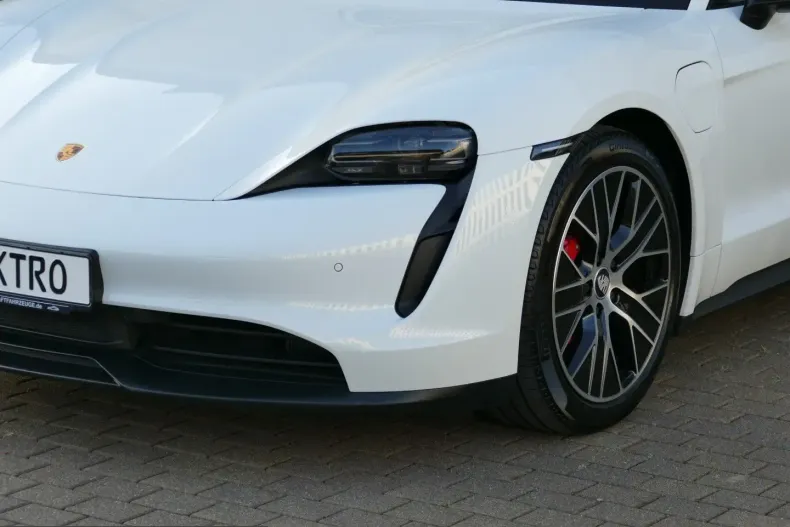 Porsche Taycan din 2021 cu 53.200 km - oferta POR252854 - foto 7