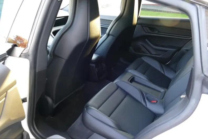 Porsche Taycan din 2021 cu 53.200 km - oferta POR252854 - foto 20