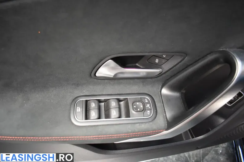 Mercedes-Benz CLA 200 (Clasa CLA) din 2024 cu 41.600 km - oferta MER252866 - foto 5