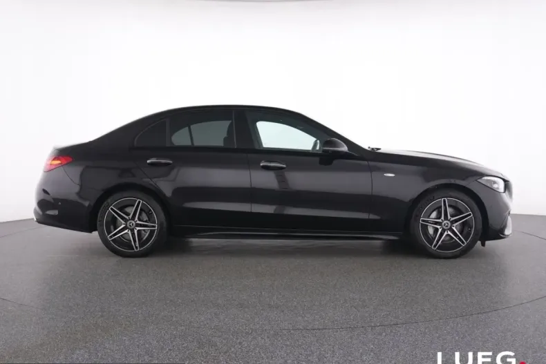 Mercedes-Benz C 300 (Clasa C) din 2025 cu 4.781 km - oferta MER252871 - foto 11