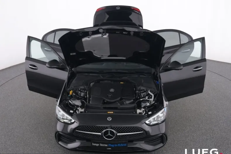 Mercedes-Benz C 300 (Clasa C) din 2025 cu 4.781 km - oferta MER252871 - foto 12