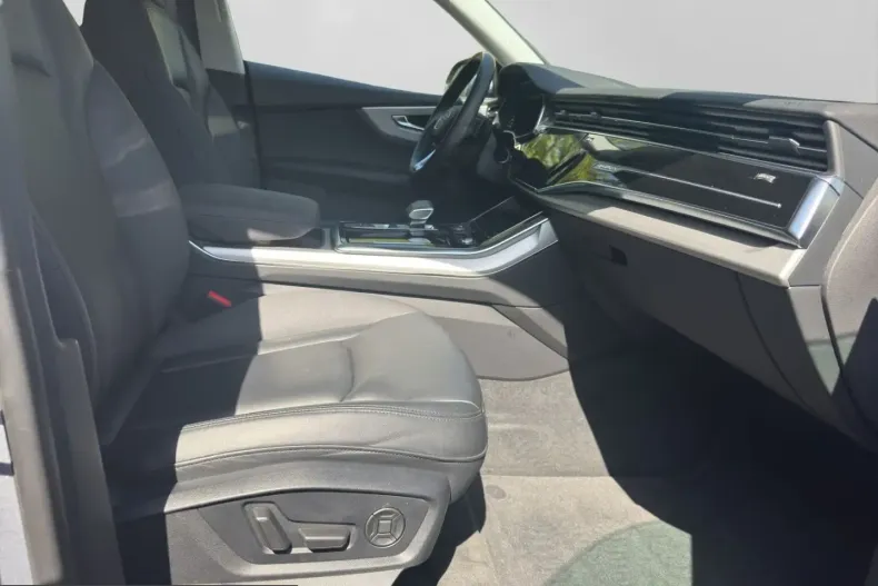 Audi Q8 din 2022 cu 64.405 km - oferta AUD252879 - foto 3