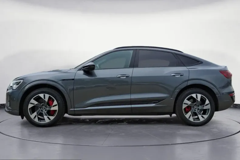 Audi Q8 din 2023 cu 73.671 km - oferta AUD252881 - foto 2