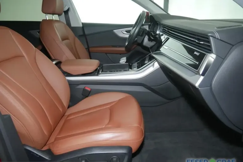 Audi Q8 din 2023 cu 59.999 km - oferta AUD252883 - foto 4