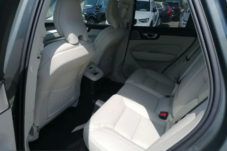 Volvo XC60 din 2025 cu 25.000 km - oferta VOL252887 - foto 14