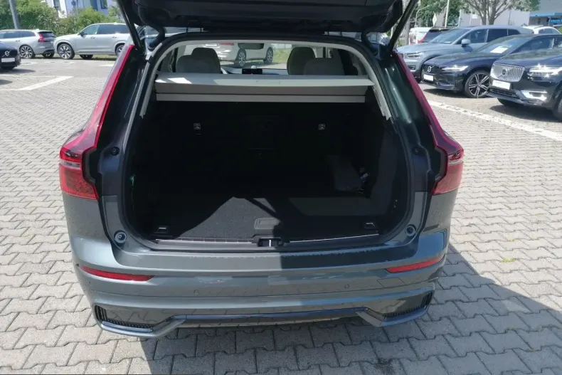 Volvo XC60 din 2025 cu 25.000 km - oferta VOL252887 - foto 16