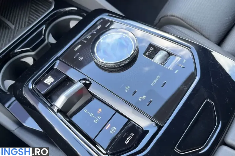 BMW 540 (Seria 5) din 2024 cu 37.971 km - oferta BMW252892 - foto 11